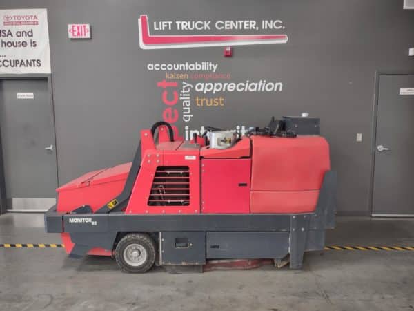 POWER BOSS SCRUBBER/SWEEPER