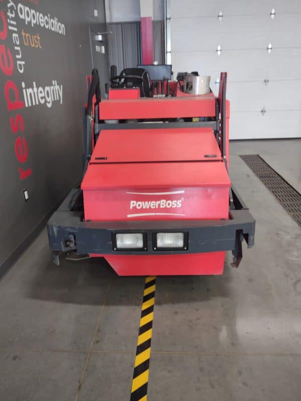 POWER BOSS SCRUBBER/SWEEPER - Image 4