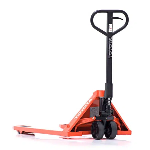 Toyota’s HPT28U Manual Pallet Jack - Image 4