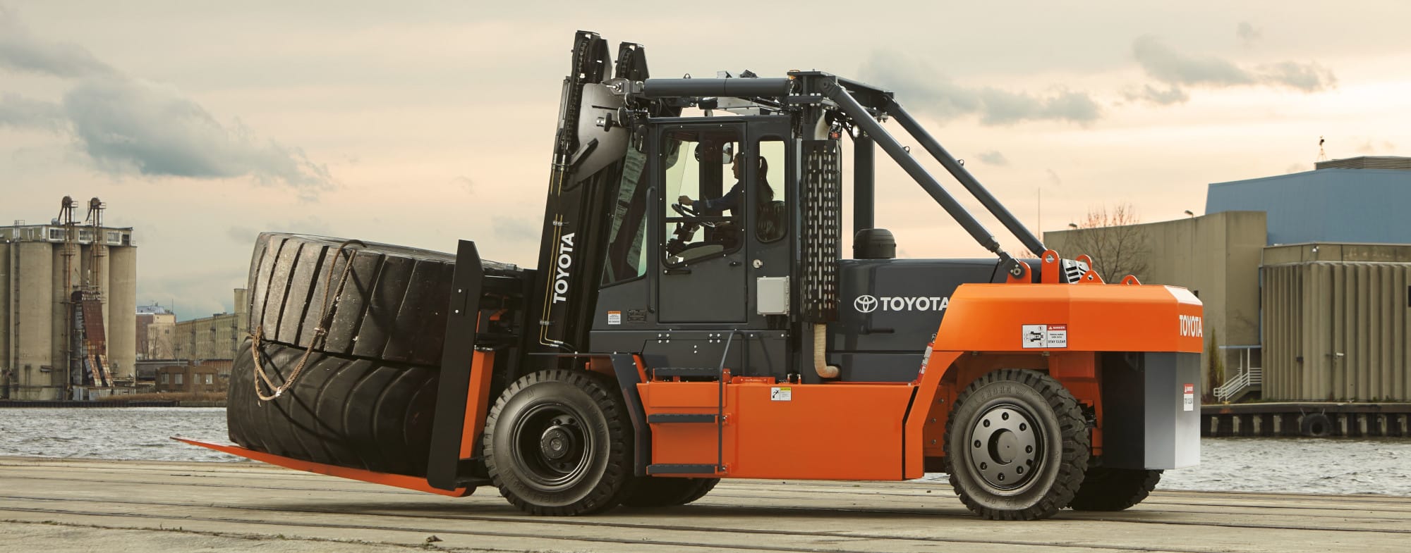 Looking for that “hard to find” large capacity forklift?
