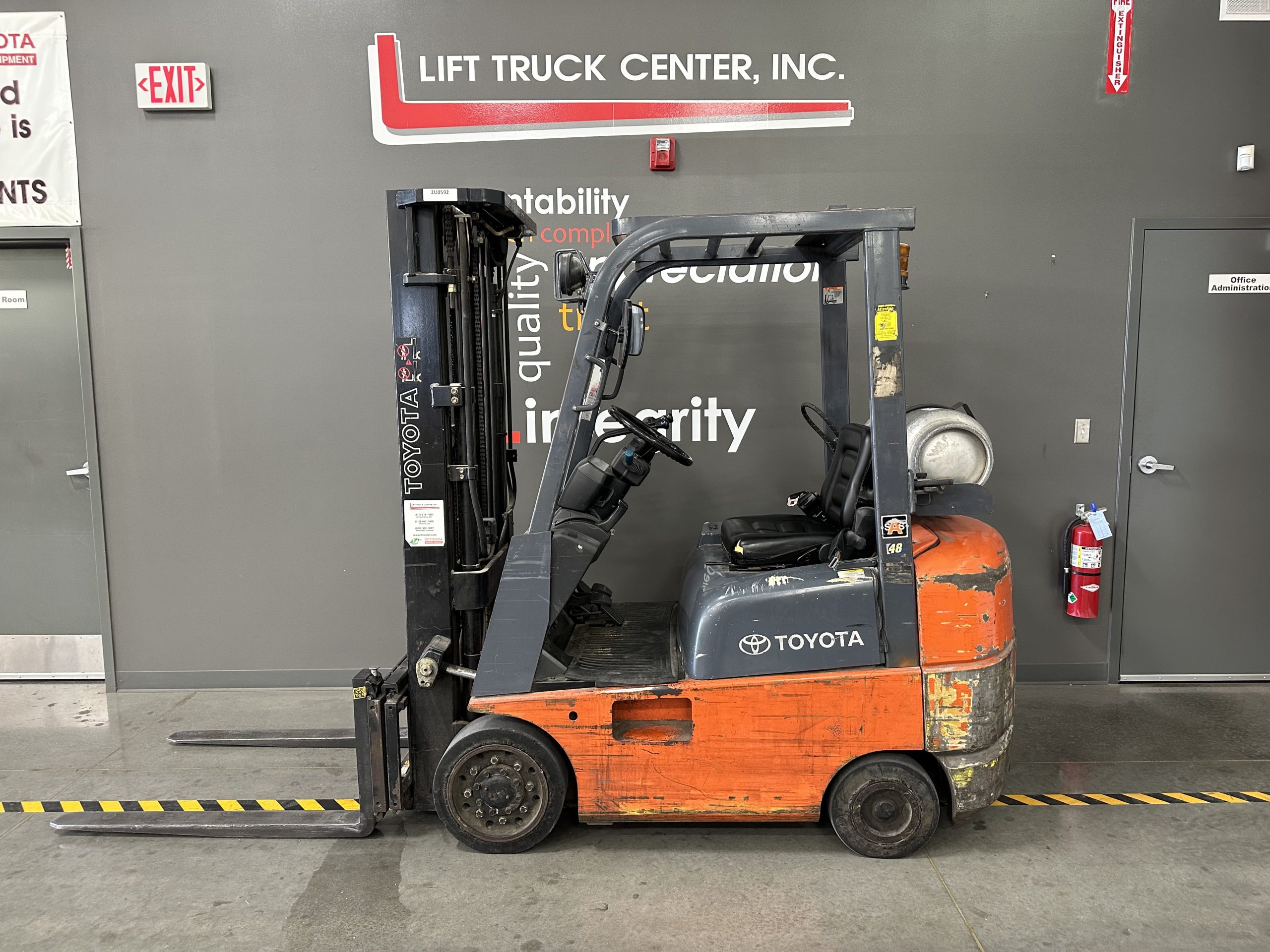 Featured image for “TOYOTA 3,500 LBS. CAPACITY CUSHION TIRED FORKLIFT”