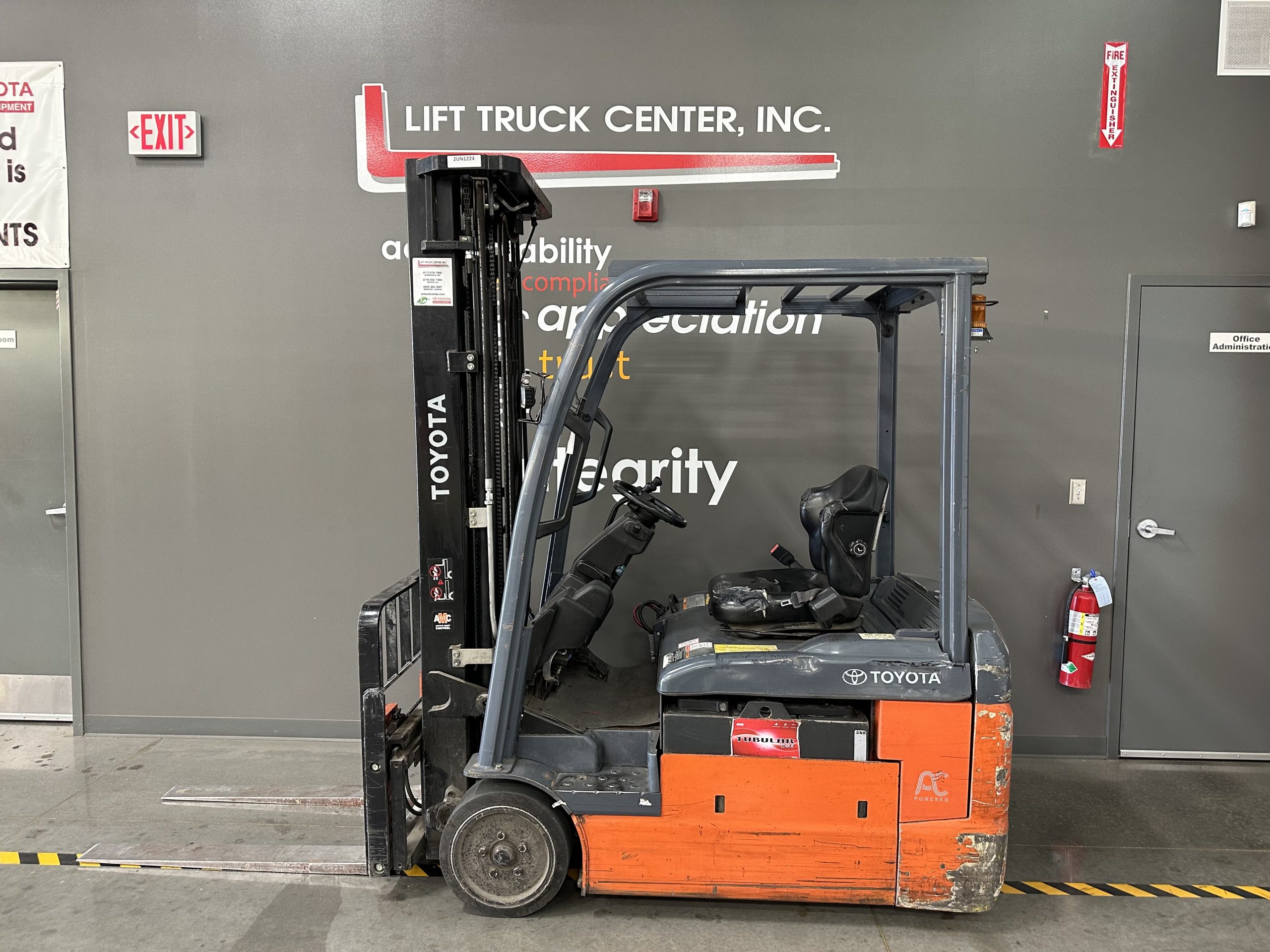 Featured image for “TOYOTA 4,000 LBS. CAPACITY CUSHION TIRED ELECTRIC FORKLIFT”