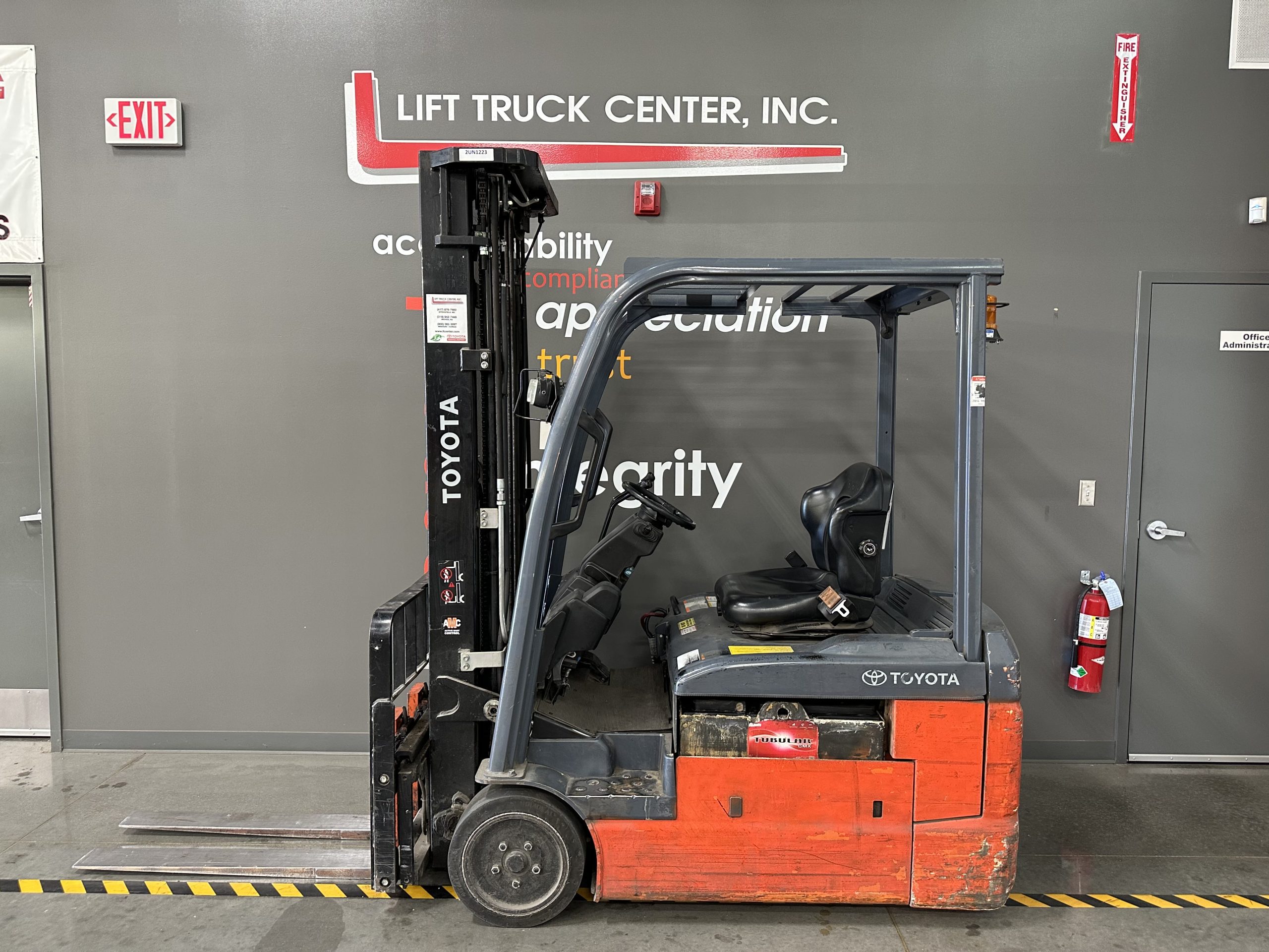 Featured image for “TOYOTA 4,000 LBS. CAPACITY CUSHION TIRED ELECTRIC FORKLIFT”