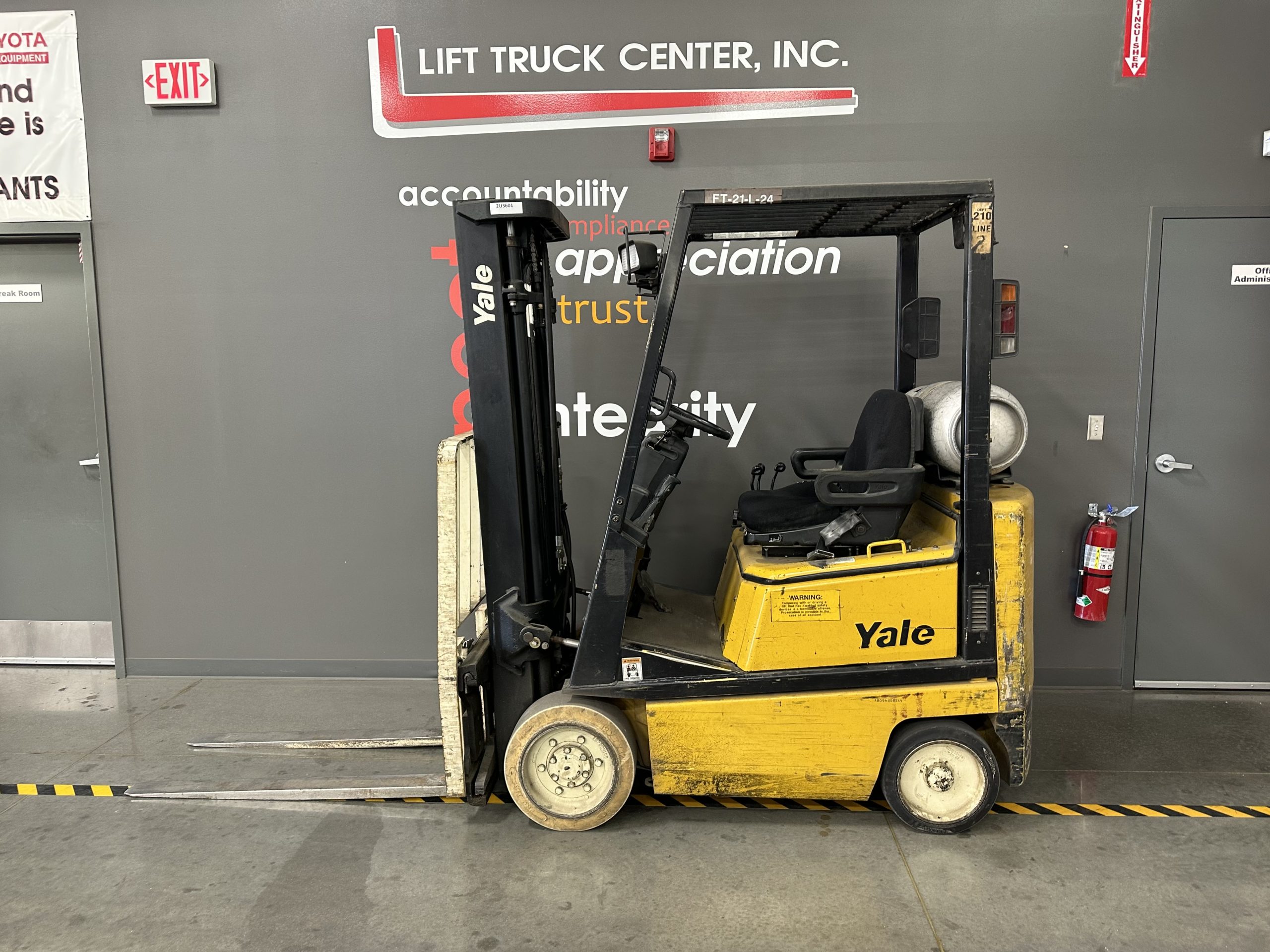 Featured image for “YALE 3,000 LBS. CAPACITY CUSHION TIRED FORKLIFT”
