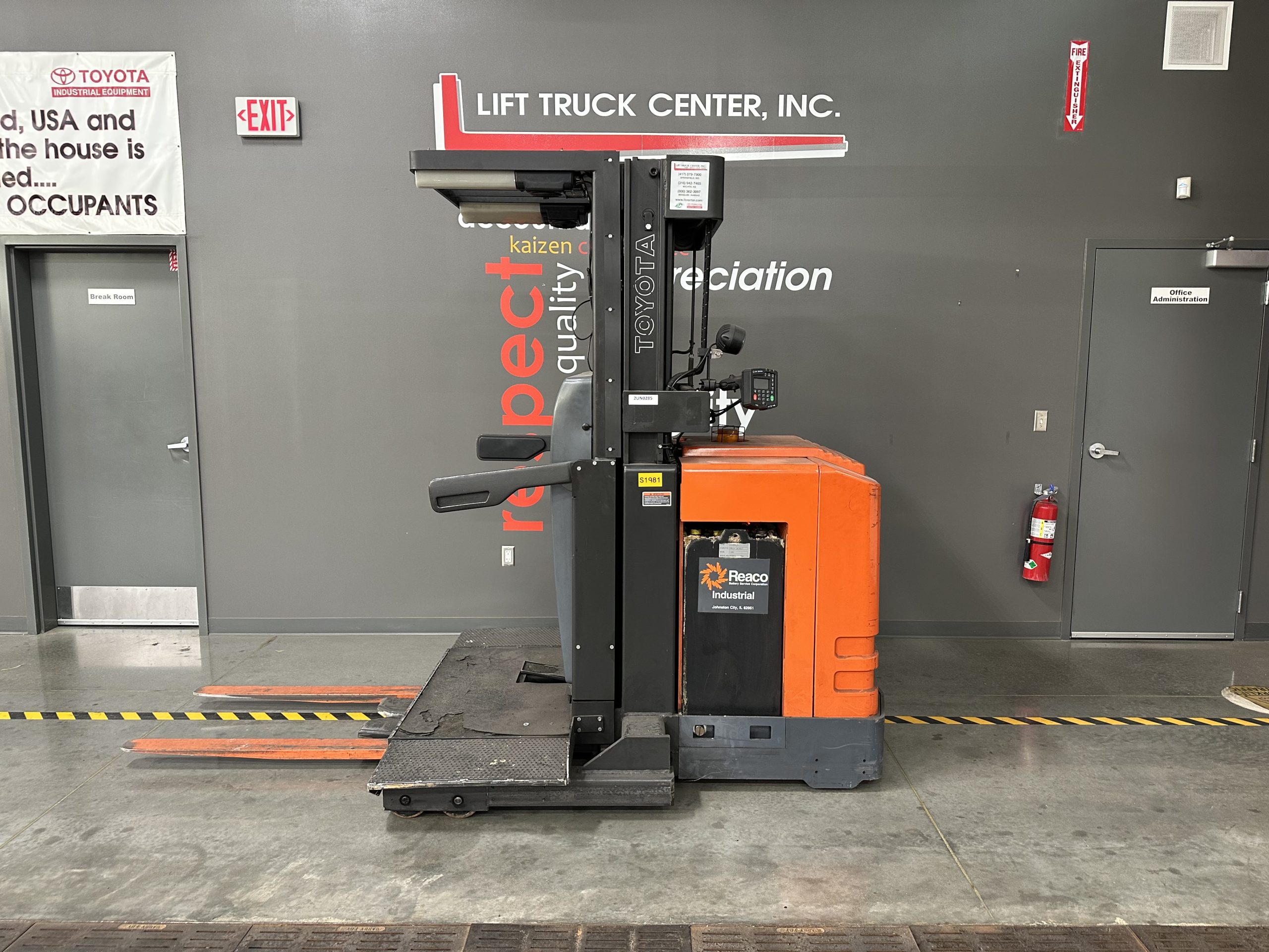 Featured image for “TOYOTA 3,000 LBS. CUSHION TIRED ORDER PICKER”