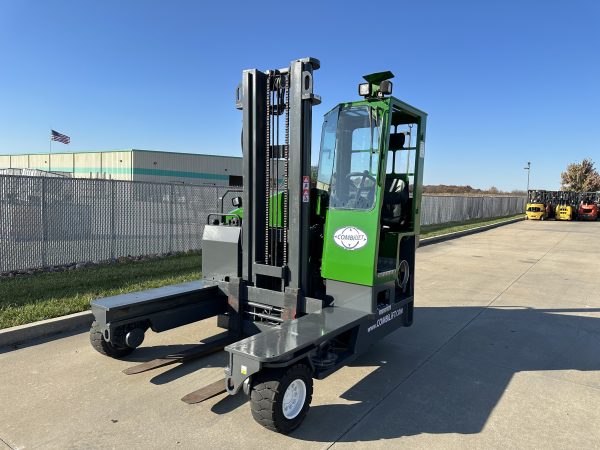 COMBILIFT 8,000 LBS. CAPACITY SIDELOADER - Image 3