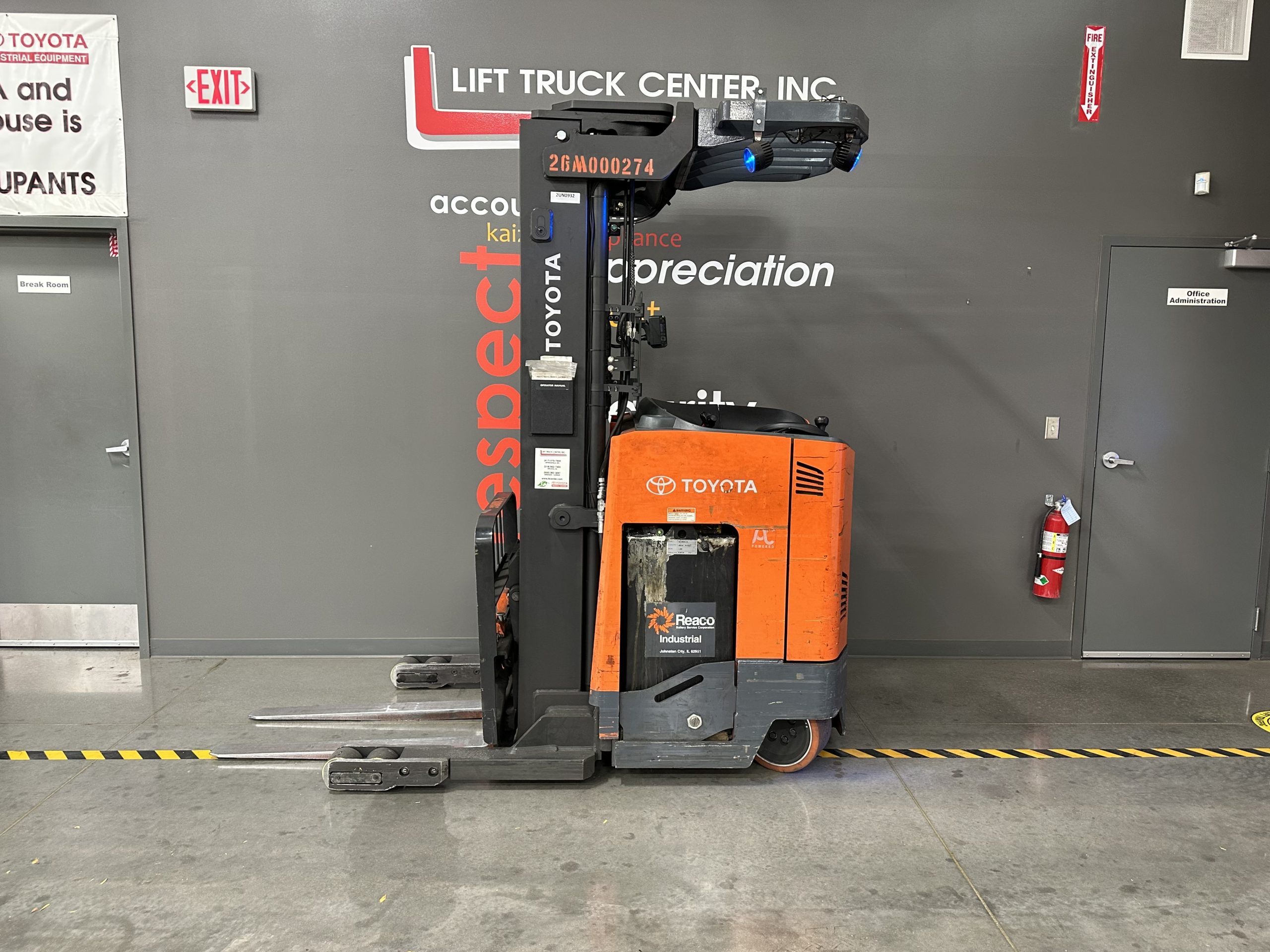 Featured image for “TOYOTA 3,500 LBS. CAPACITY CUSHION TIRED REACH TRUCK”