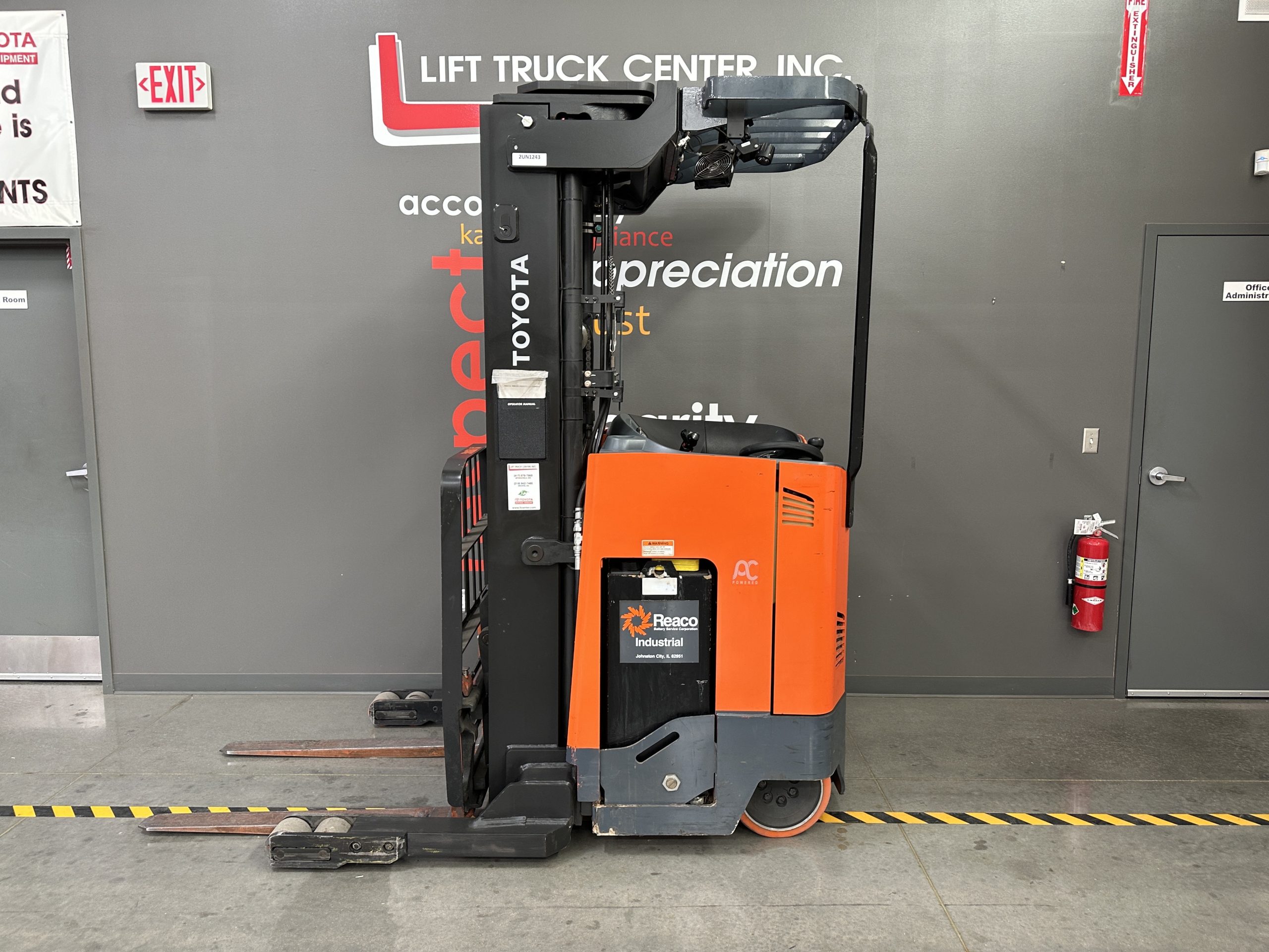 Featured image for “TOYOTA 3,500 LBS. CAPACITY CUSHION TIRED ELECTRIC REACH TRUCK”