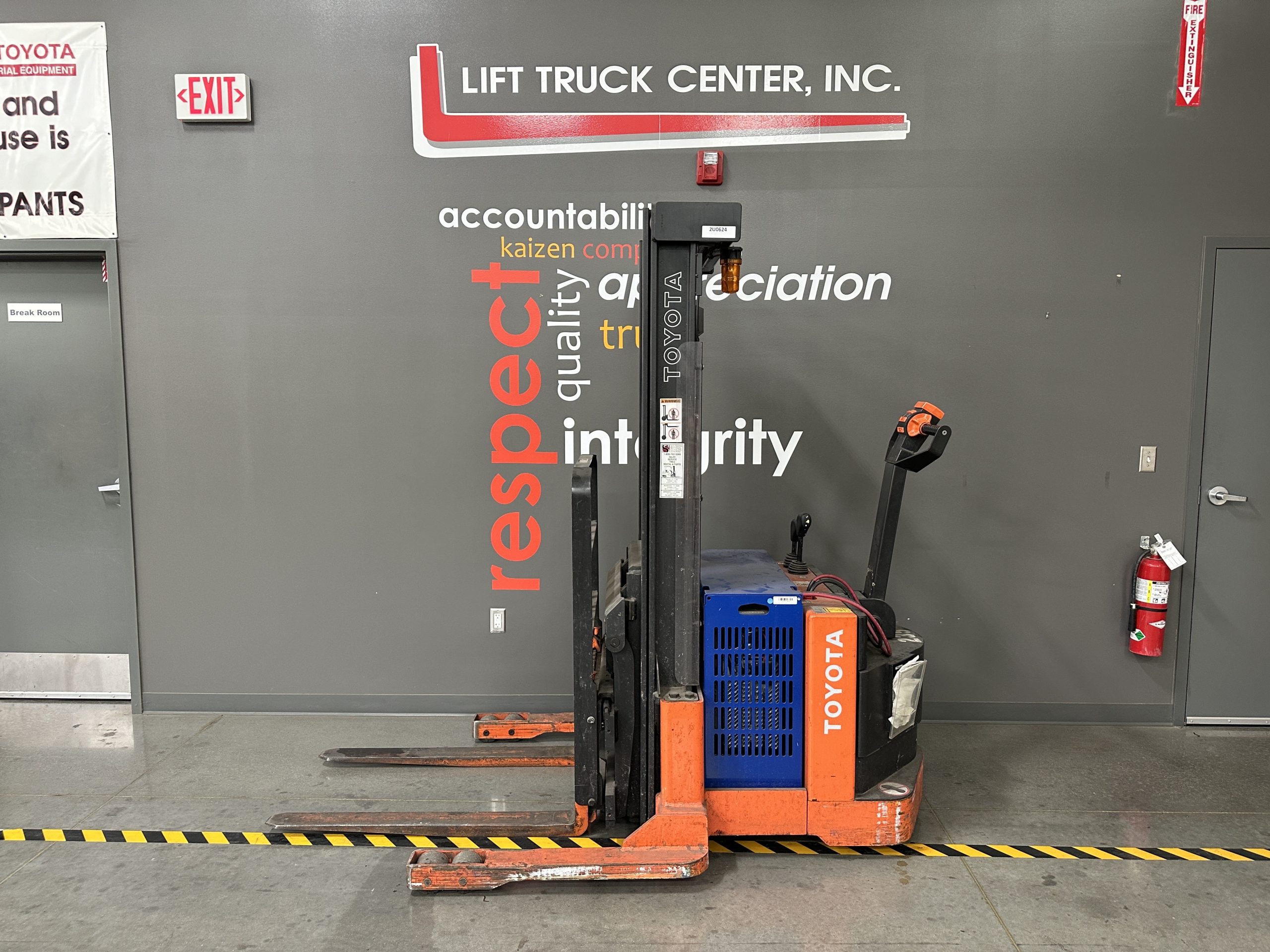 Featured image for “TOYOTA 3,000 LBS. CAPACITY ELECTRIC REACH STACKER”