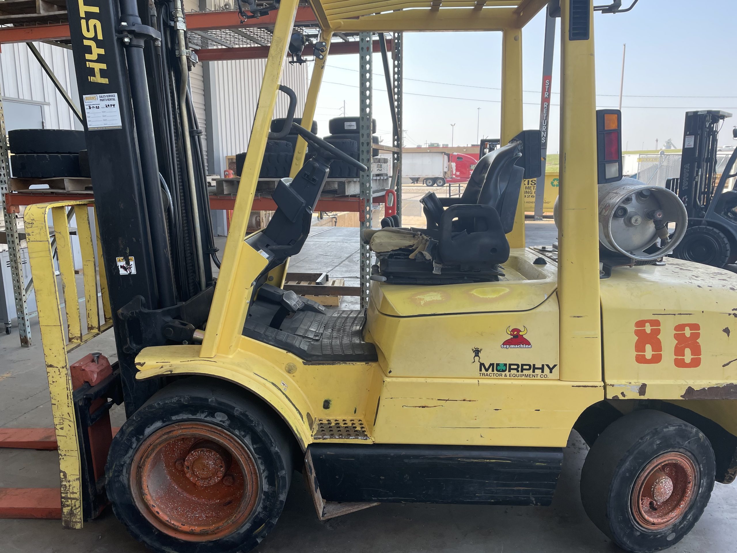 Featured image for “HYSTER 6,000 LBS CAPACITY PNEUMATIC TIRED FORKLIFT”