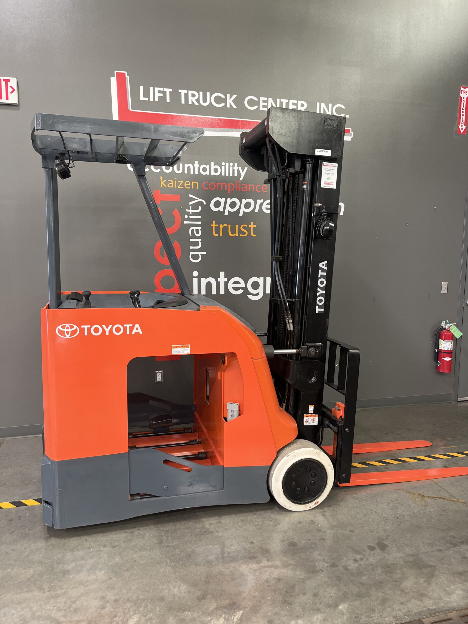 Featured image for “TOYOTA 4,000LBS CAPACITY ELECTRIC STAND UP COUNTER BALANCE FORKLIFT”
